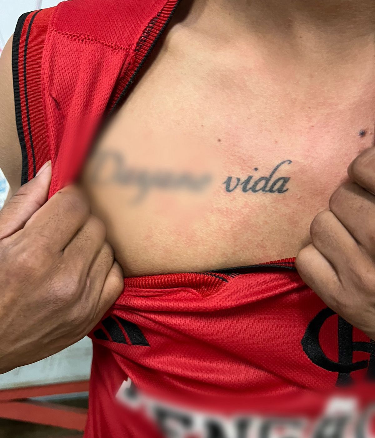 Homem preso por lesão corporal e furto em caso de violência doméstica