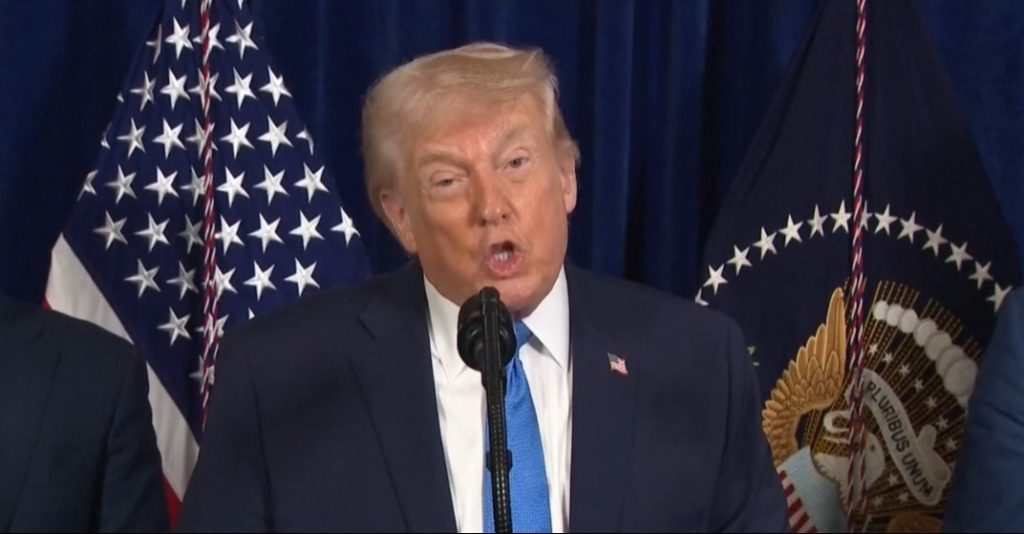 Donald Trump durante entrevista sobre Groenlândia