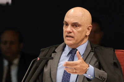 Moraes se declara impedido e encaminha habeas corpus de Bolsonaro a Gilmar Mendes