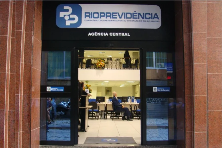 Banco Master: bloqueio de consignados do Credcesta gera reação da Visa após decisão judicial
