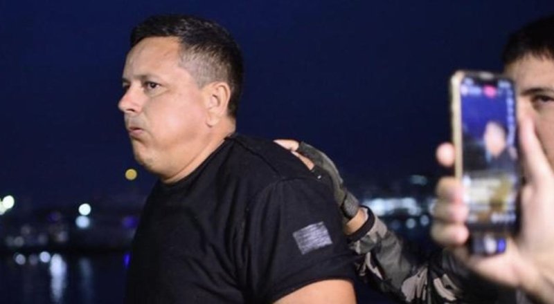 Comandante da lancha Lima de Abreu XV procurado após naufrágio em Manaus