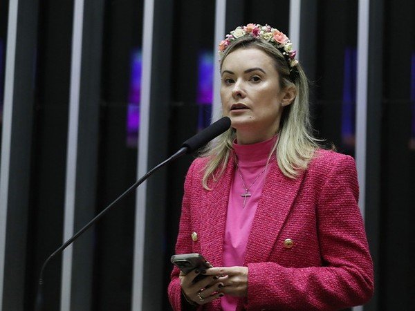 proposta de pena para falsas acusações de mulheres