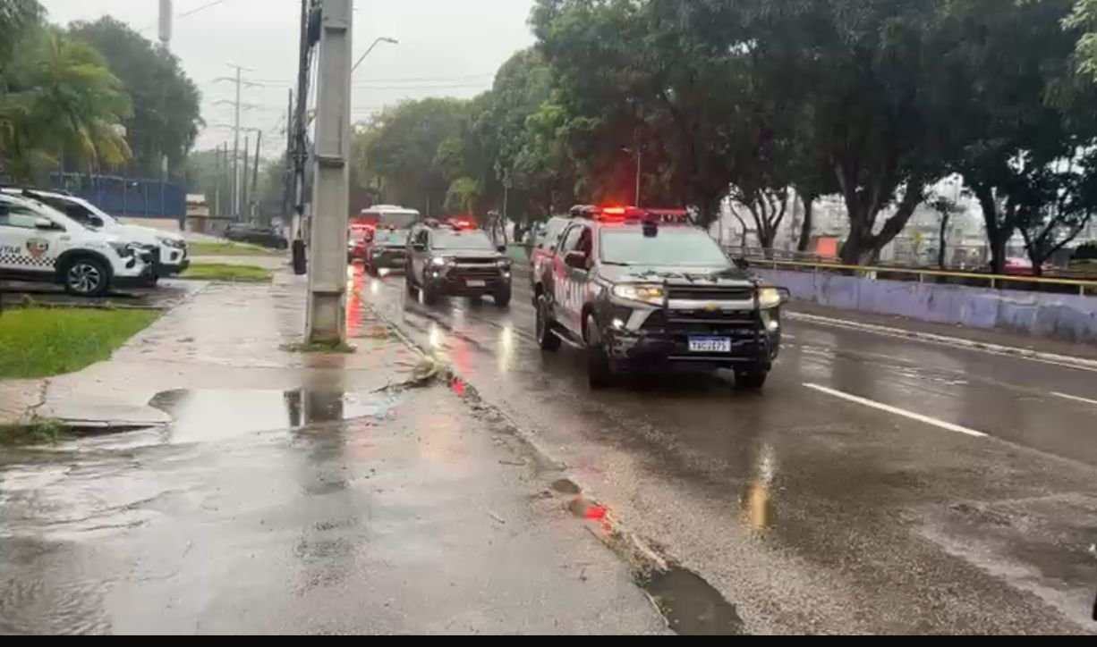 Drogas apreendidas em operação da Rocam que resultou na prisão de policiais militares no bairro Tarumã