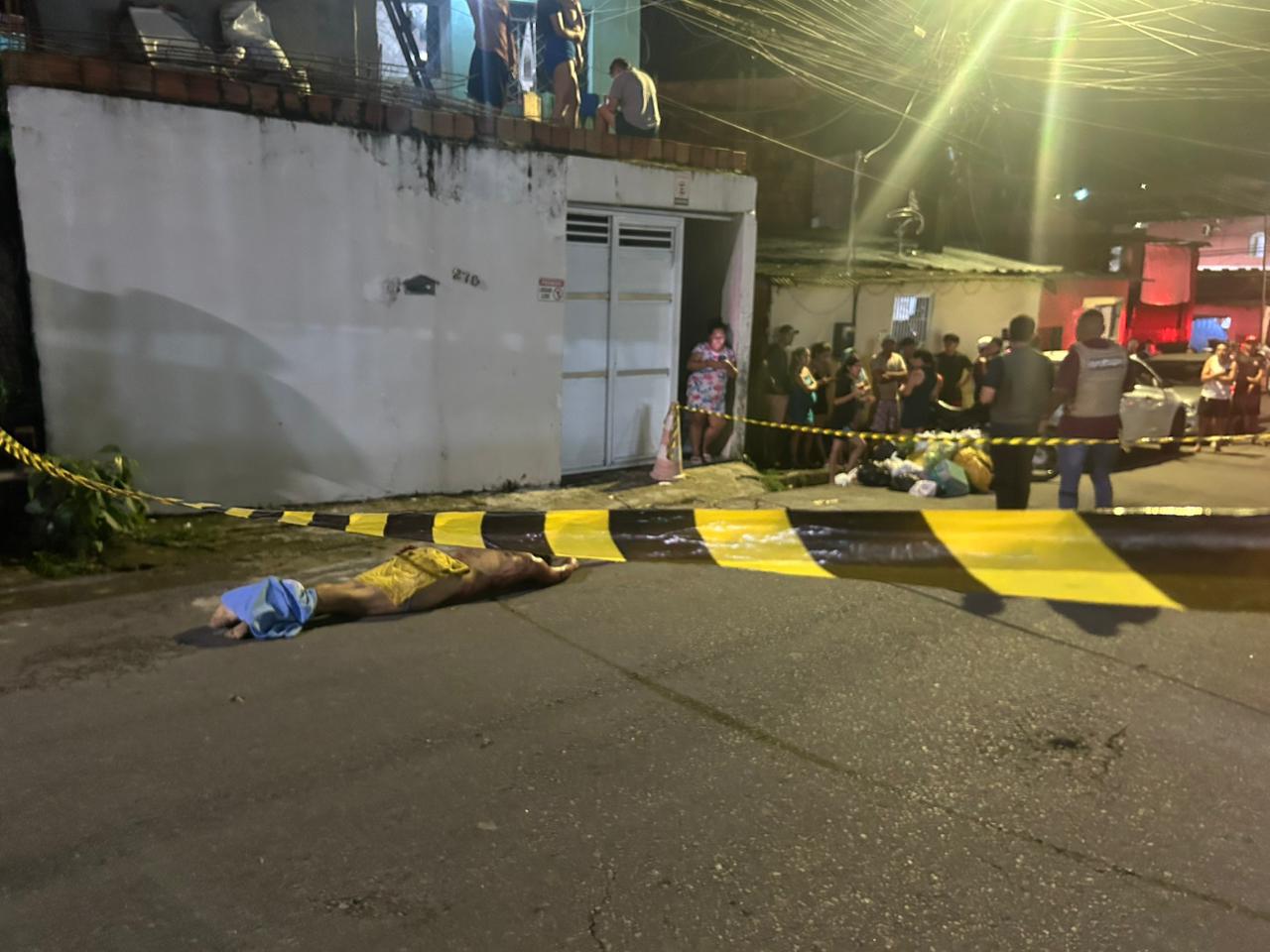 homem encontrado morto com sinais de tortura na zona oeste de manaus