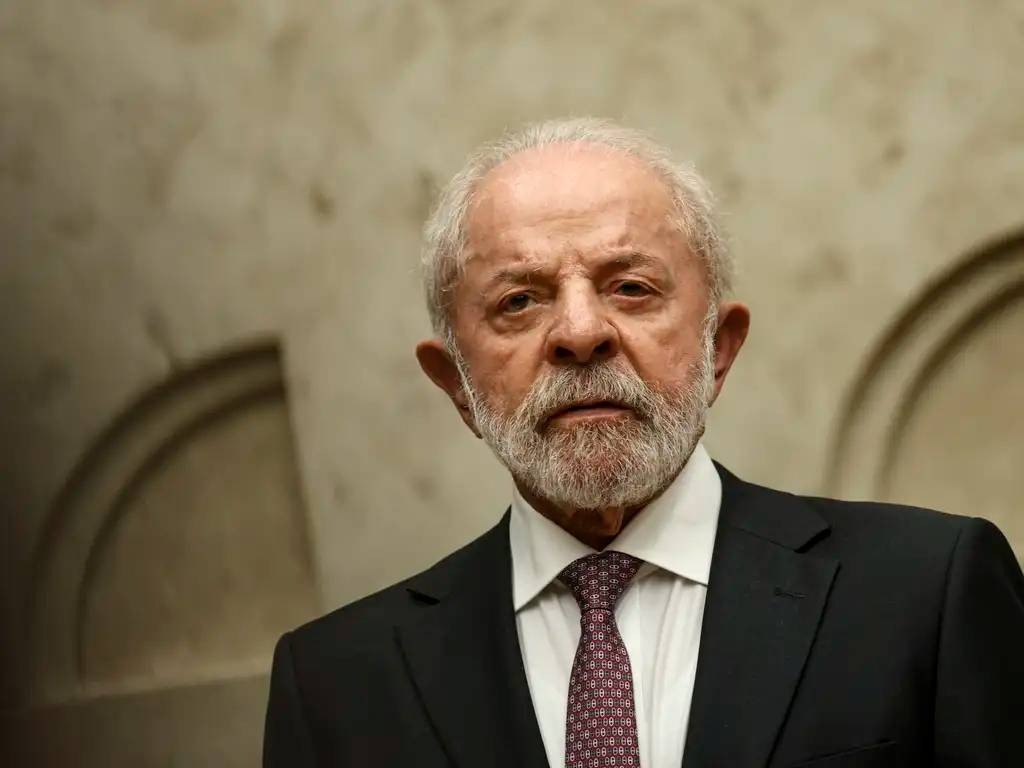 Lula discute proposta de mandatos para ministros do STF