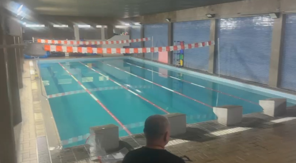 imagem da piscina da academia onde ocorreu a intoxicação química