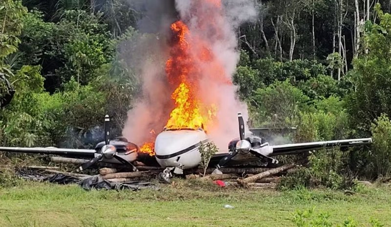 Aeronaves apreendidas e destruídas em operação Brasil Peru contra tráfico de drogas