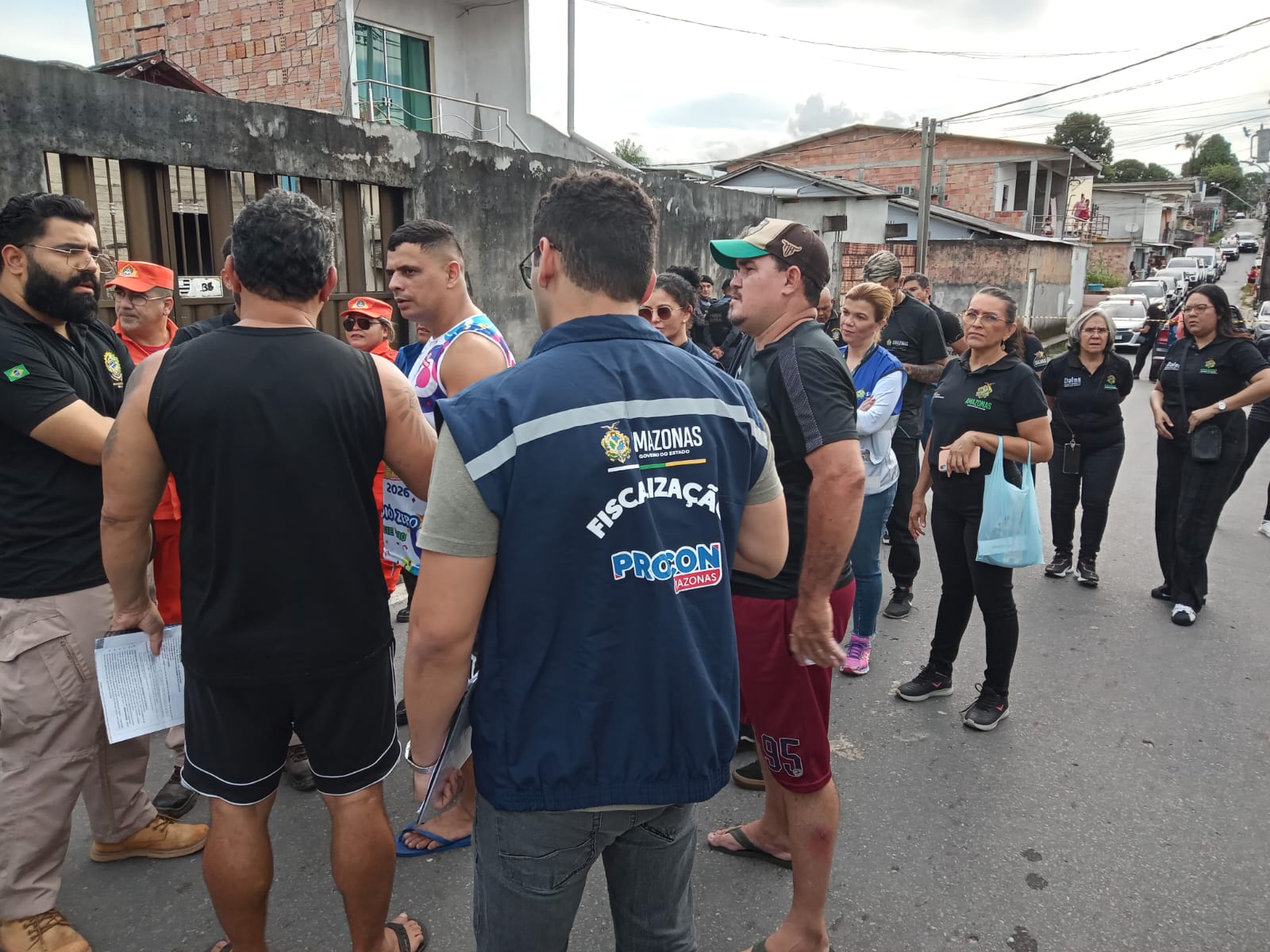 fiscalização do procon am durante carnaval em manaus