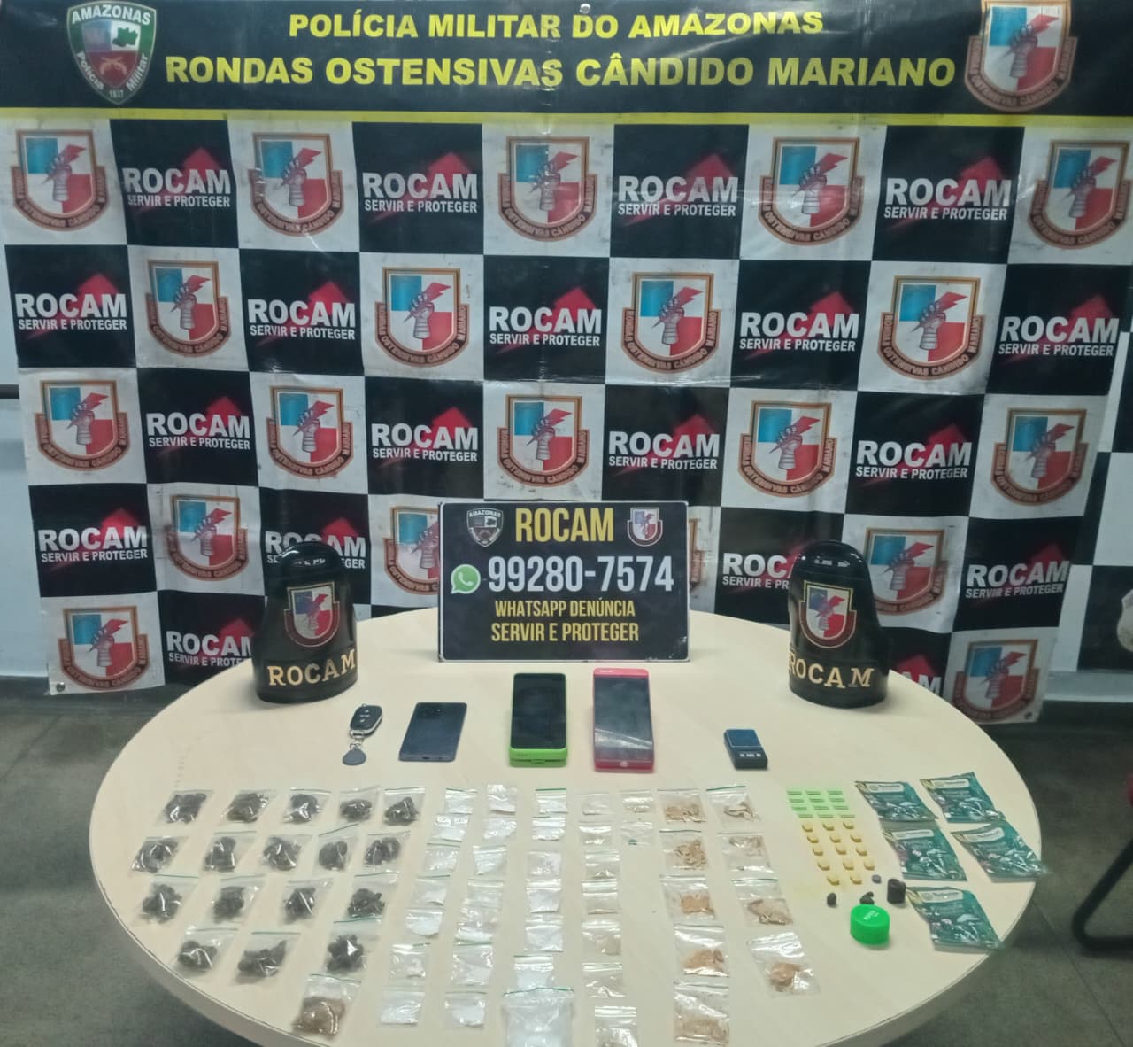 foto da ação da ROCAM em manaus com prisão e apreensão de drogas