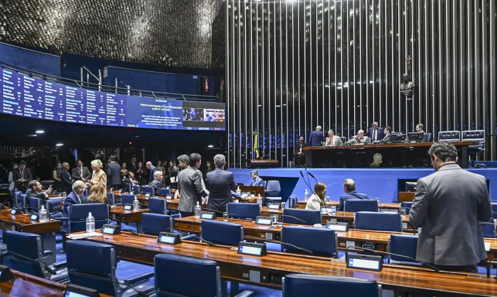 imagem do programa gás do povo com botijão de gás gratuito