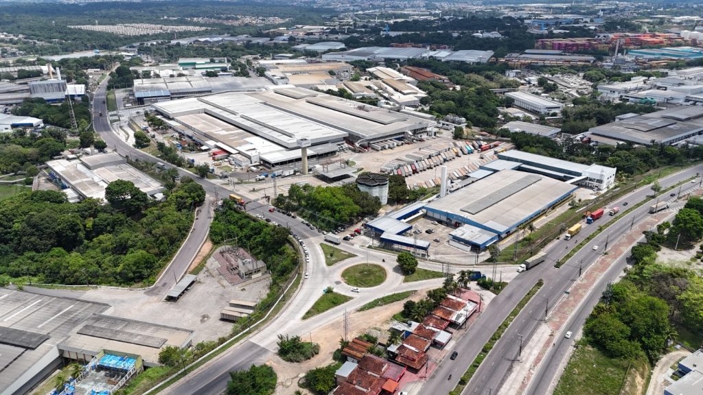 imagem representativa da zona franca de manaus e seu impacto econômico