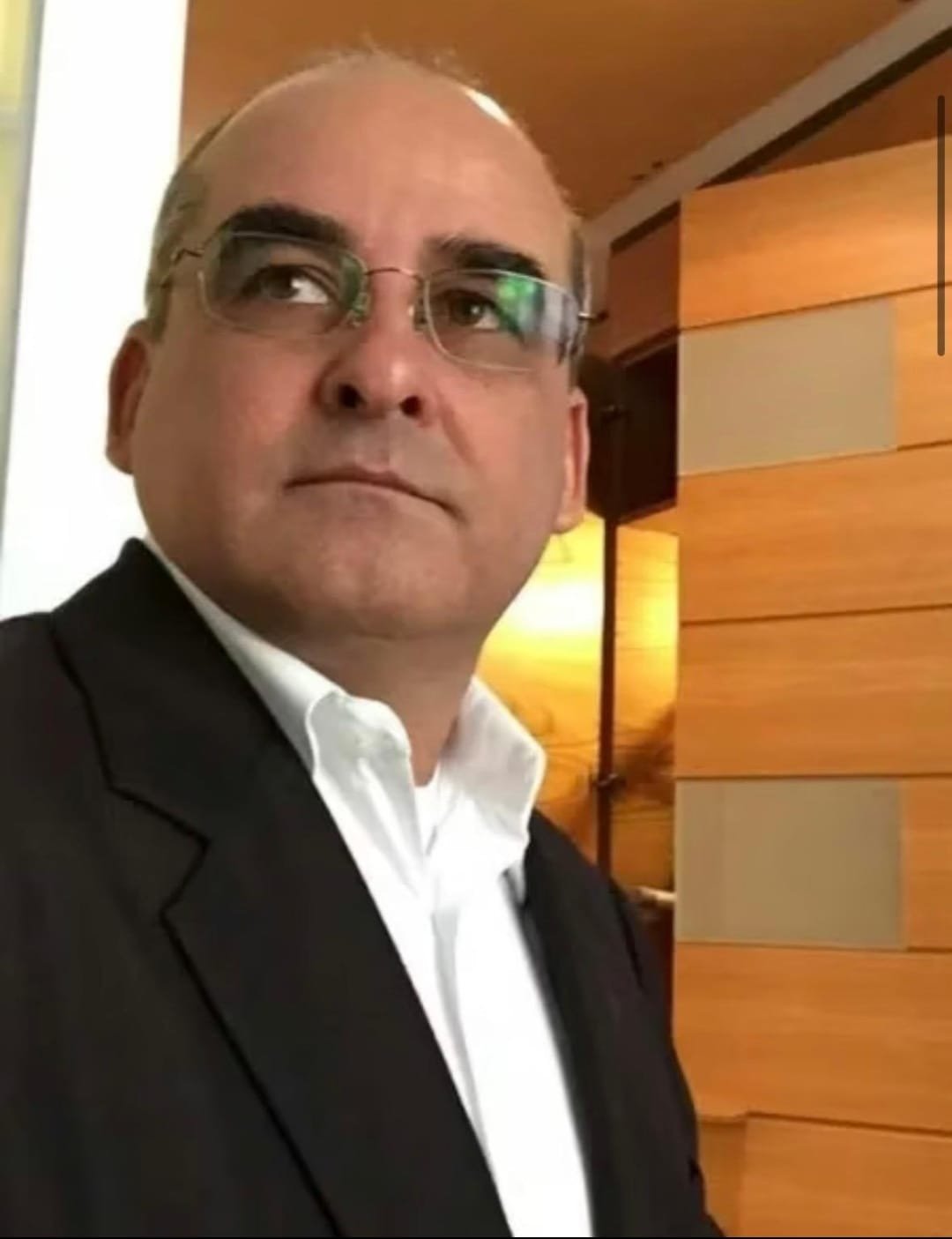 Policiais civis da DEHS durante operação para prender suspeitos do assassinato do professor Davi Said Aidar da Ufam em Manaus.