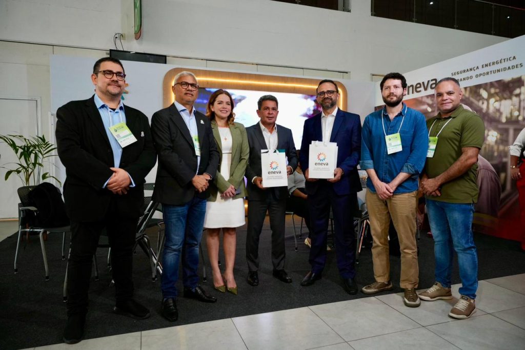 Representantes da Eneva em painel sobre energia e gás natural no Amazonas Óleo Gás e Energia em Manaus