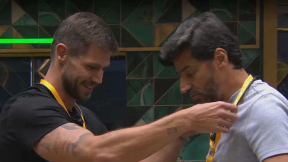 Alberto Cowboy e Jonas Sulzbach comemoram a vitória na oitava prova do líder de resistência do bbb 26