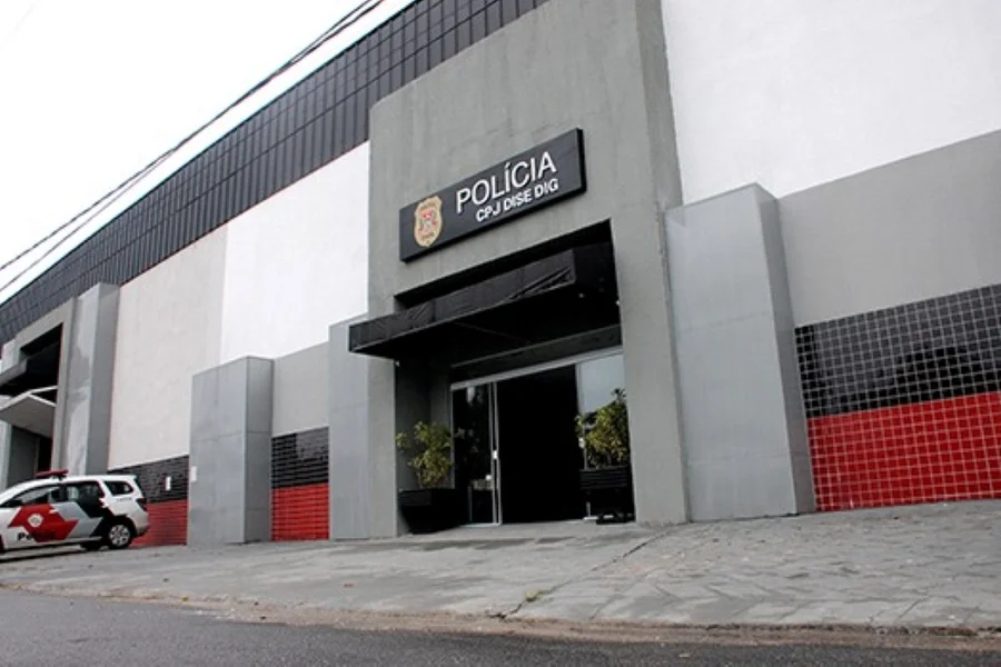 Fachada de uma unidade de saúde em São Paulo onde o bebê foi levado sob suspeita de agressão.