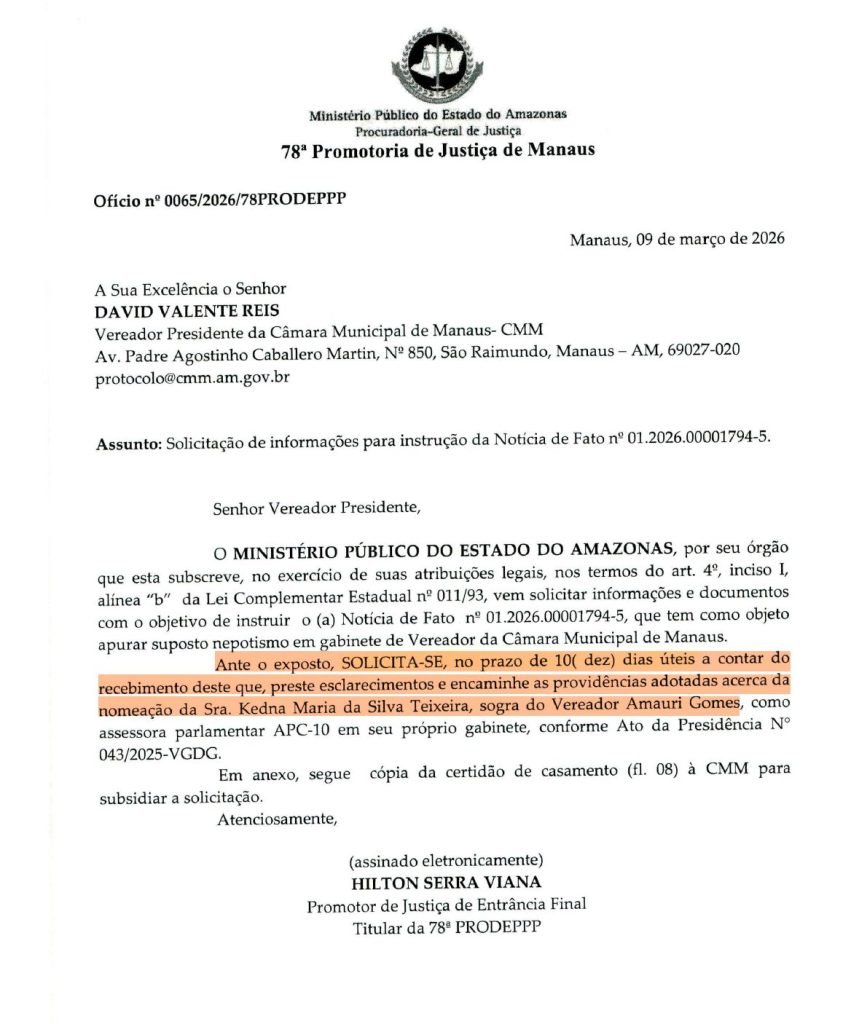 Fachada da Câmara Municipal de Manaus onde o vereador Amauri Gomes exerce mandato sob investigação por nepotismo.