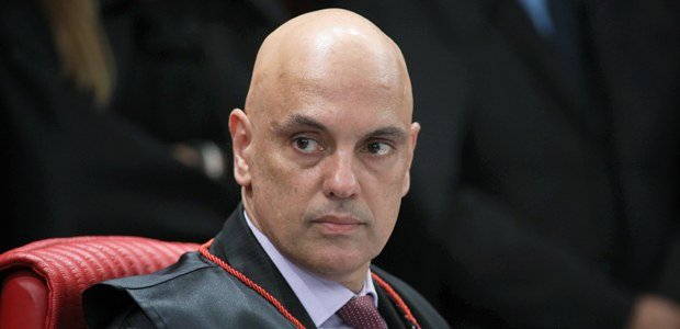 Ministro Alexandre de Moraes em sessão oficial do Supremo Tribunal Federal.