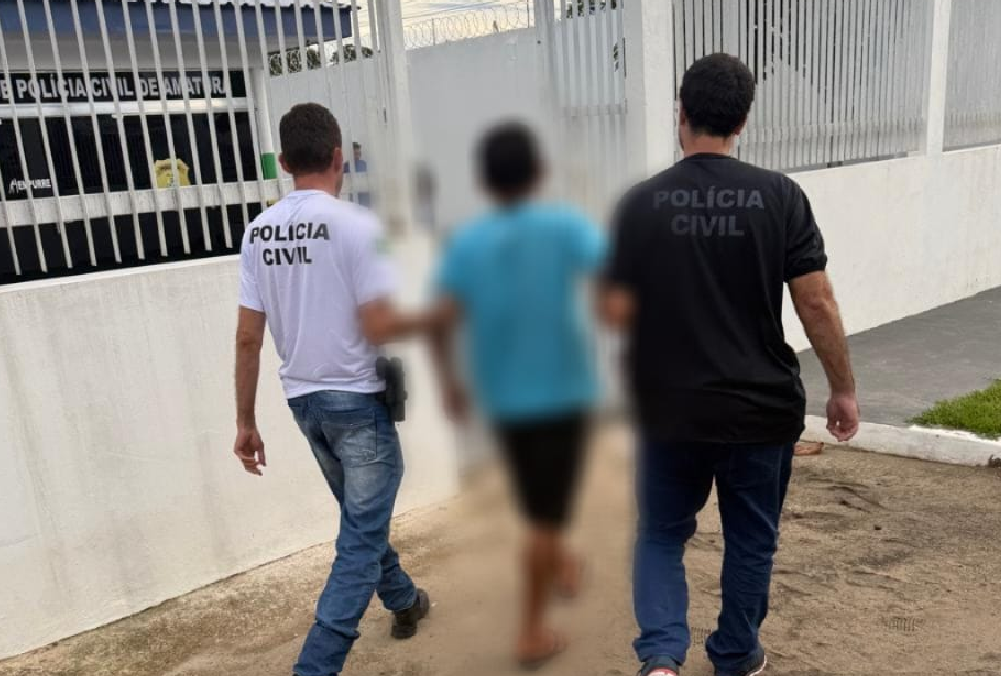 Policiais civis da quadragésima nona delegacia interativa de polícia realizam prisão em amaturá por violência doméstica