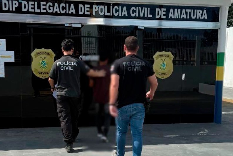 Fachada de delegacia da polícia civil no interior do amazonas durante operação policial de prisão por crime de estupro