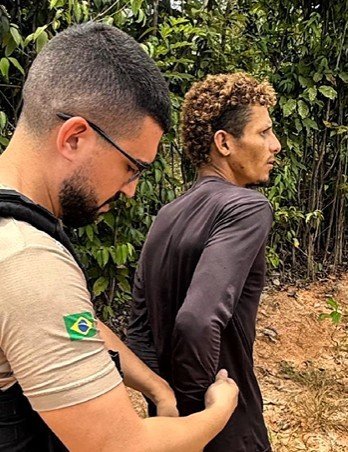 Fachada de delegacia de polícia representando a prisão de homem suspeito de matar o próprio irmão em Manacapuru