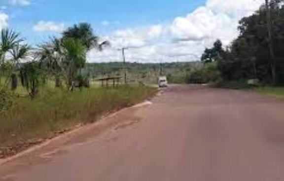 Local de acidente de trânsito na rodovia AM-240 no Amazonas.