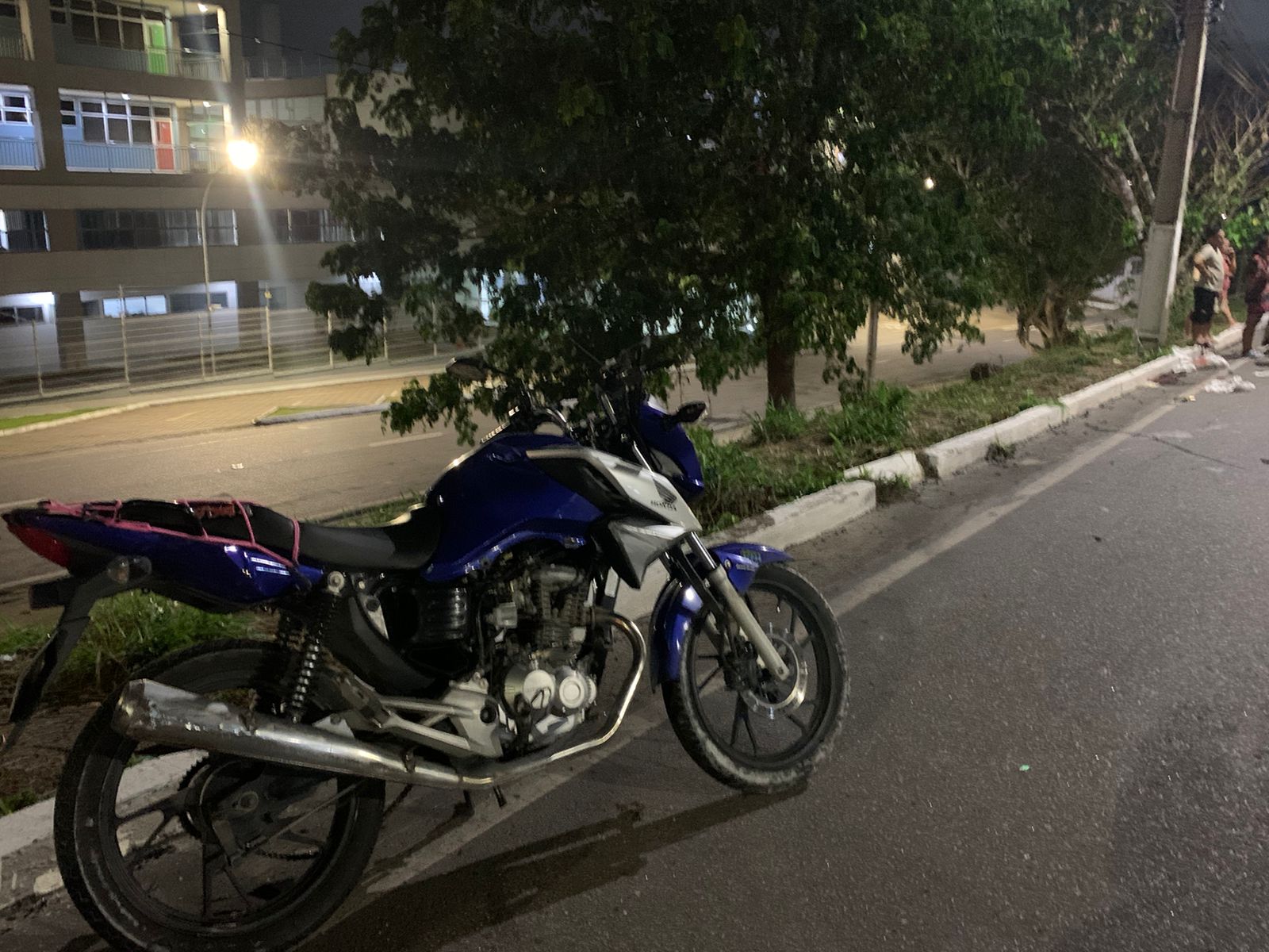 Local do acidente de moto fatal na avenida Ministro Mário Andreazza em Manaus