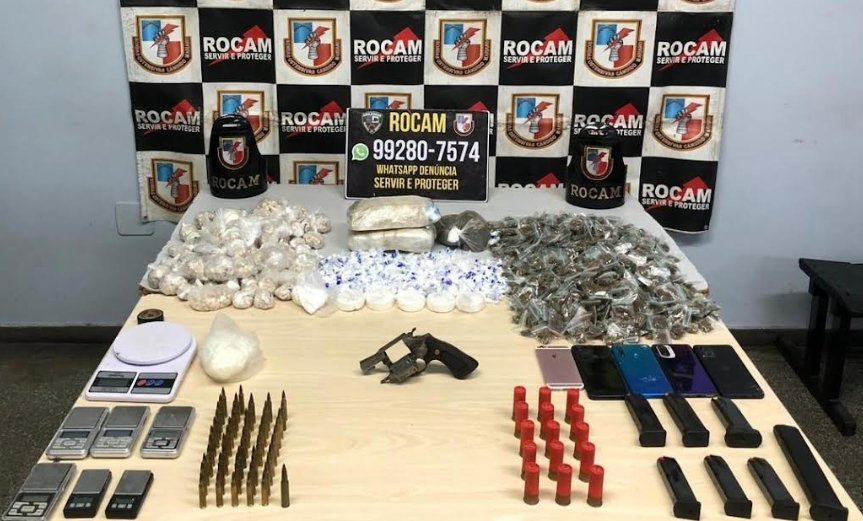 Grande quantidade de drogas e arma de fogo apreendidas pela equipe da Rocam em Manaus