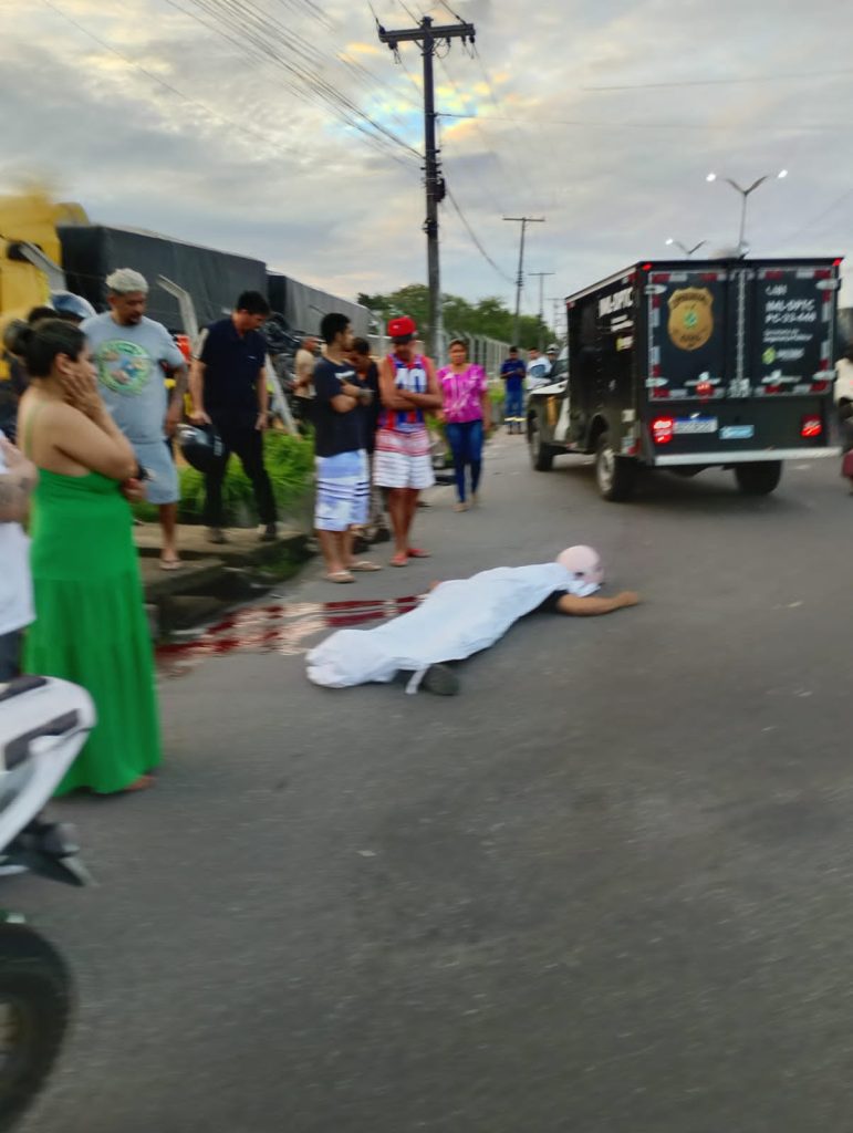 Motociclista morto em acidente na avenida Autaz Mirim no Distrito Industrial de Manaus