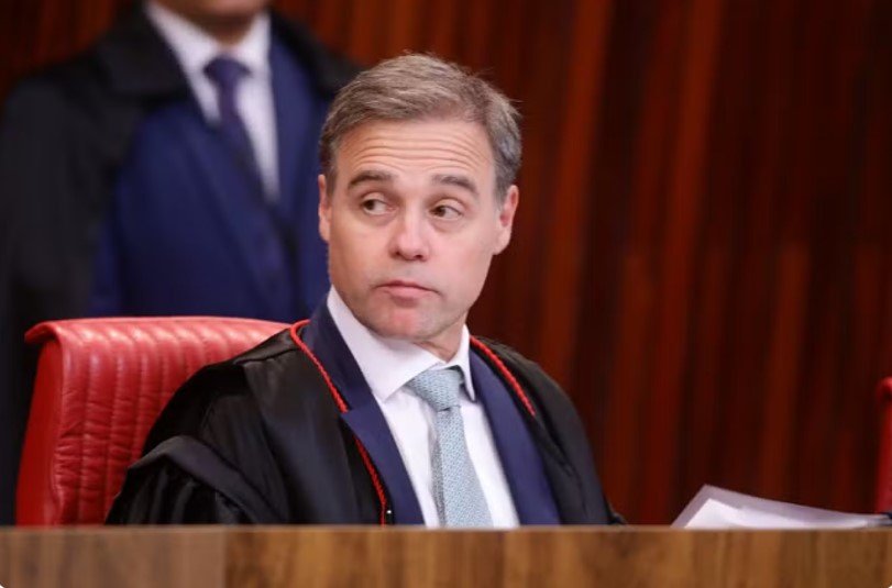 Ministro Andre Mendonca do Supremo Tribunal Federal em imagem oficial.