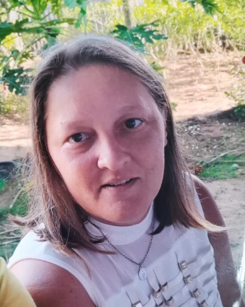 Foto de Tatiana Martins de Lima, mulher de 38 anos que desapareceu após embarcar em ônibus para Manaus.
