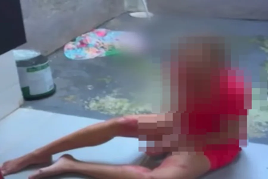 Prédio em Goiás onde uma mulher caiu do terceiro andar após ser mantida em cárcere privado pelo marido.