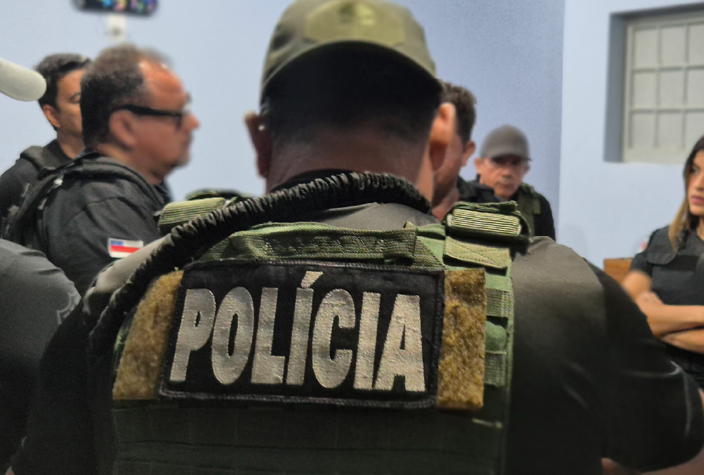 Policiais civis realizam prisão de homem condenado a mais de 148 anos de prisão em Presidente Figueiredo.