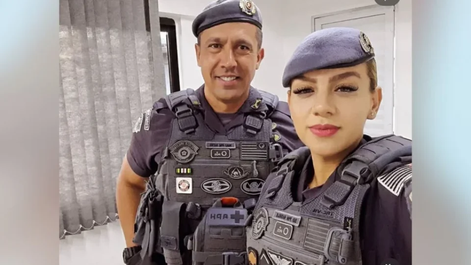 Oficial da PM em imagens de cameras de seguranca apos disparo em apartamento em Sao Paulo