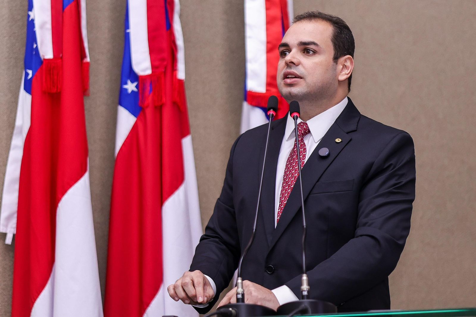 Roberto Cidade assume o cargo de governador do Amazonas após a renúncia de Wilson Lima