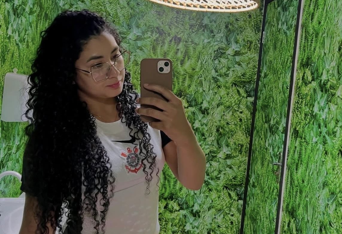 Foto da motociclista Larissa da Silva Machado que faleceu em acidente de transito na avenida Darcy Vargas em Manaus