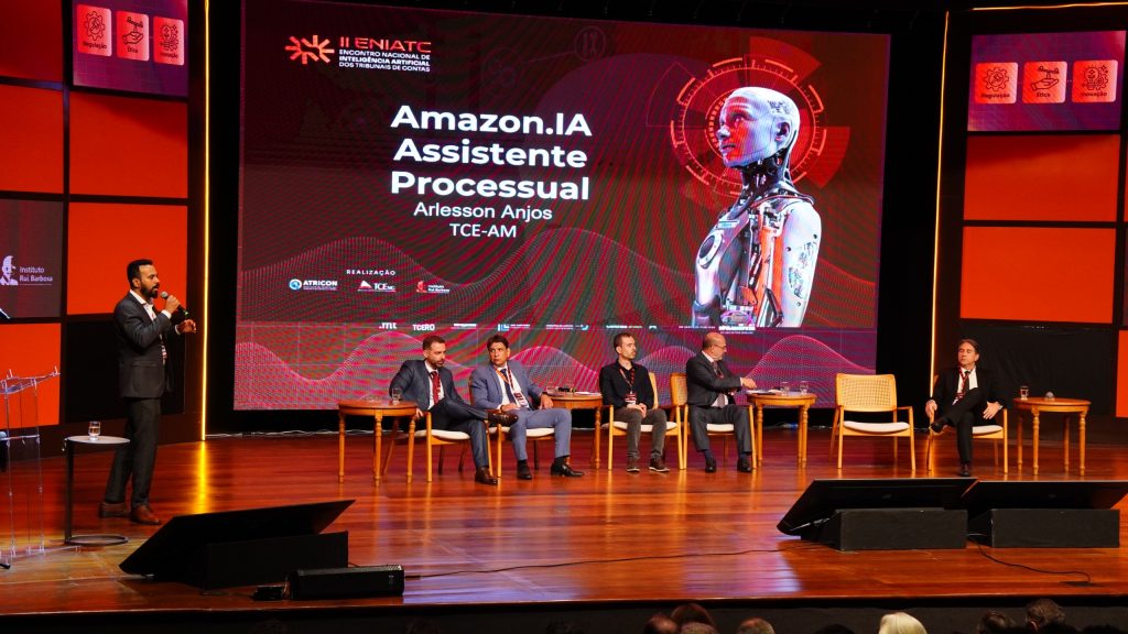 Representantes do TCE-AM participando de evento nacional sobre tecnologia e inteligência artificial.