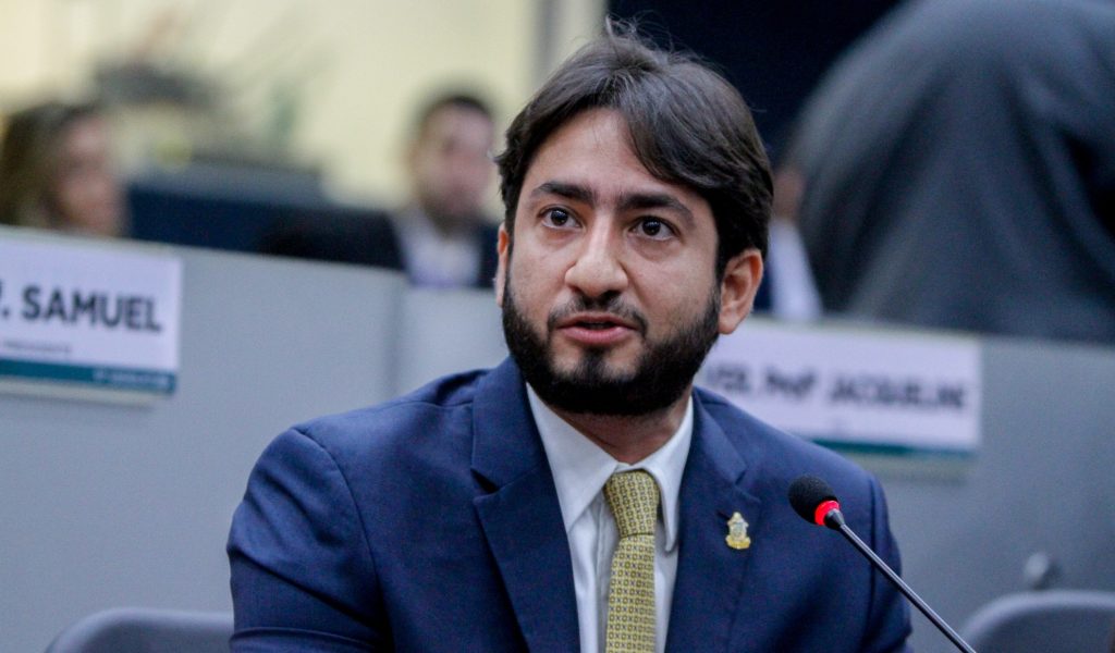 Vereador Diego Afonso em registro oficial na Câmara Municipal de Manaus