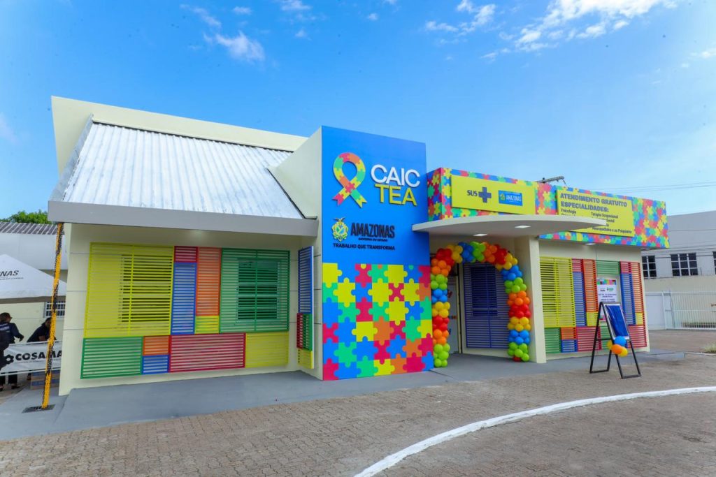 Inauguração da terceira unidade do CAIC-TEA no bairro Parque Dez em Manaus para atendimento de crianças com autismo