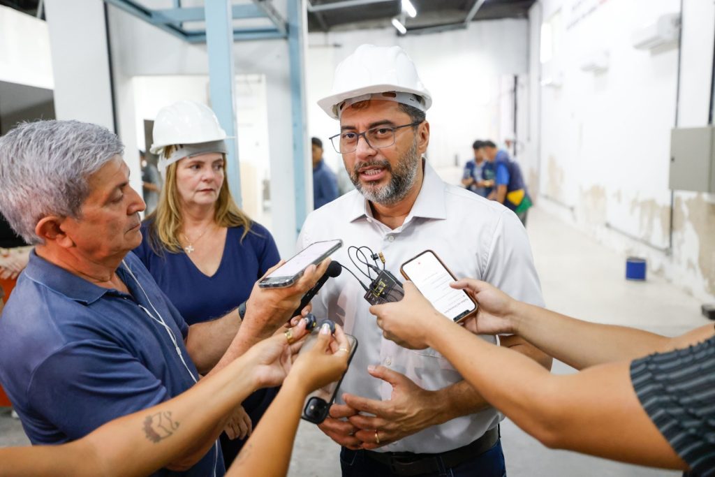 Governador Wilson Lima vistoria as obras da primeira escola de saúde pública do Amazonas em Manaus