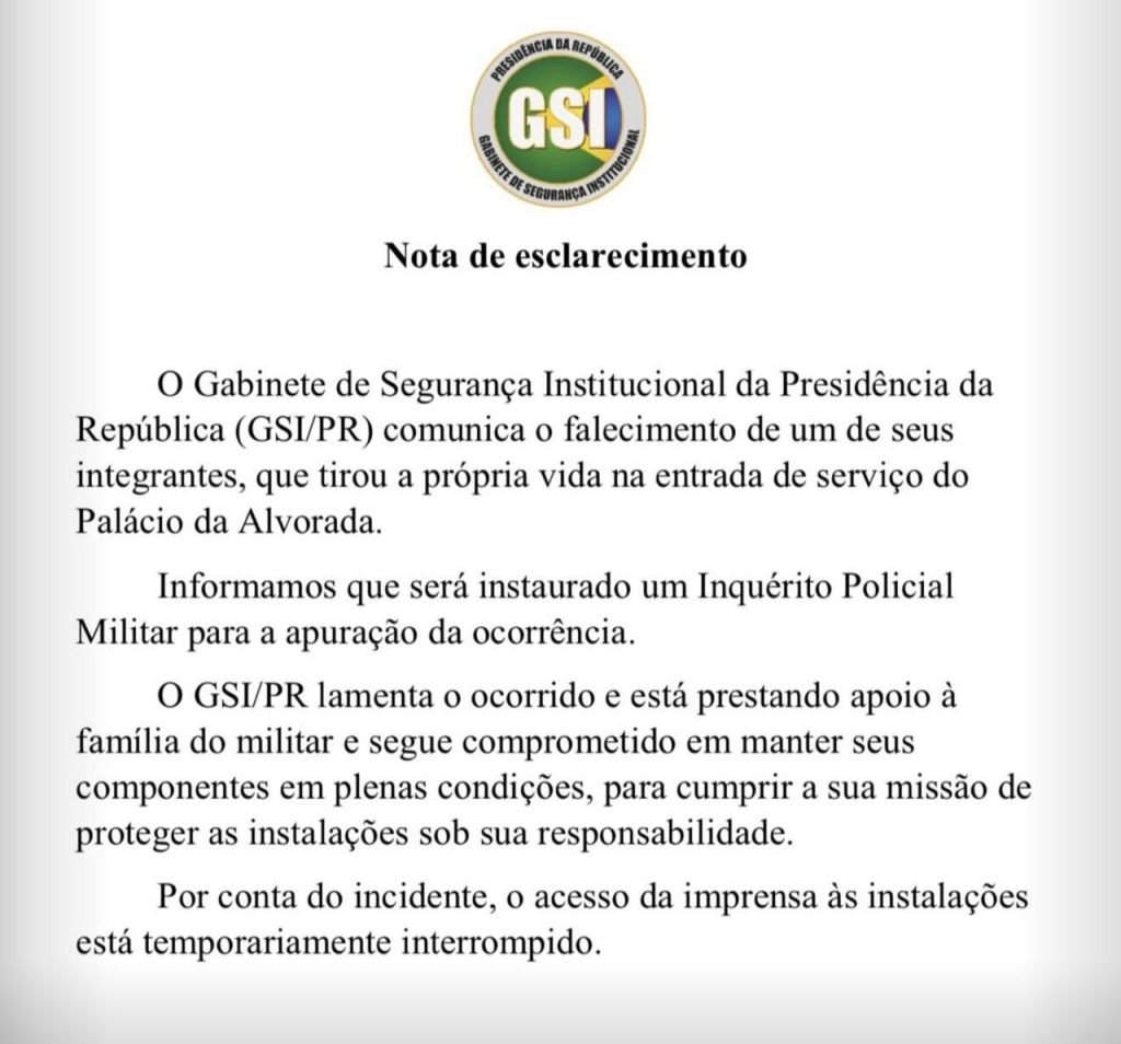 Fachada do Palácio da Alvorada em Brasília com esquema de segurança institucional.
