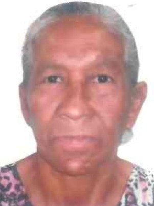 Foto de Marlúcia Alves Magalhães, mulher de 57 anos que está desaparecida em Manaus.