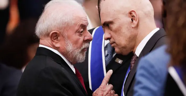 Ministro Alexandre de Moraes durante sessão no Supremo Tribunal Federal