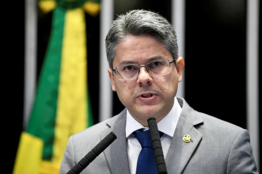 O presidente do Senado Davi Alcolumbre durante sessão no plenário do Senado Federal.