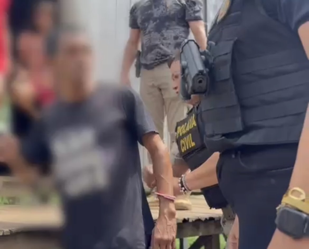 Fachada da Delegacia Interativa de Polícia de Manacapuru no Amazonas onde o homem foi detido após descumprir medida protetiva.