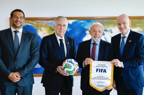 Presidente Lula em entrevista falando sobre a convocação de Neymar por Carlo Ancelotti para a Seleção Brasileira na Copa de 2026.