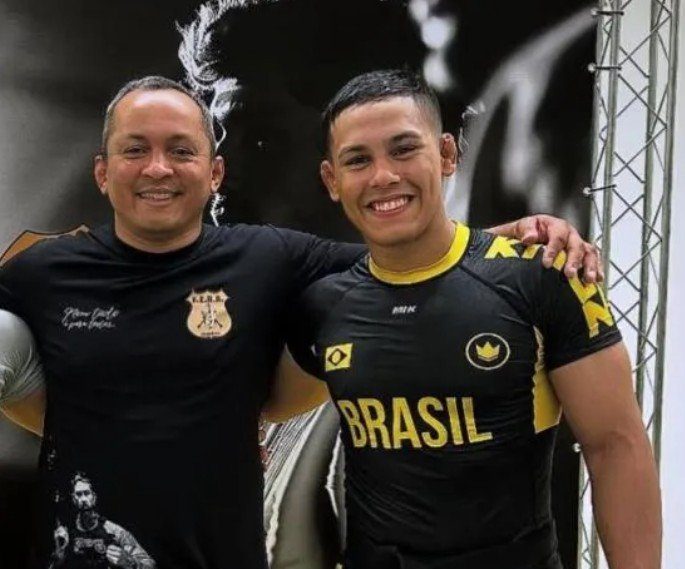 atleta mica galvão se pronunciando sobre a situação do pai