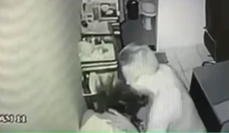 Policial civil aposentado Divoney Perasa de Souza suspeito de agredir ex-companheira em Manaus