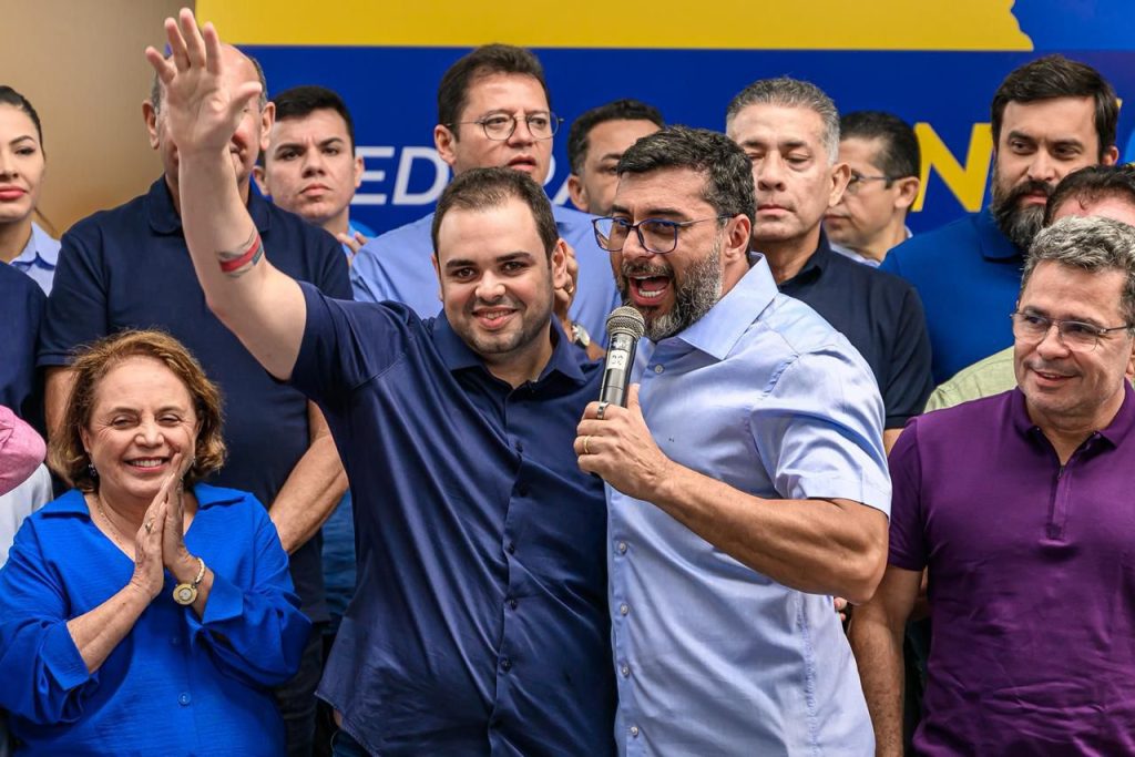 O presidente da ALEAM Roberto Cidade fala durante o anúncio de sua pré-candidatura ao cargo de deputado federal pelo Amazonas.
