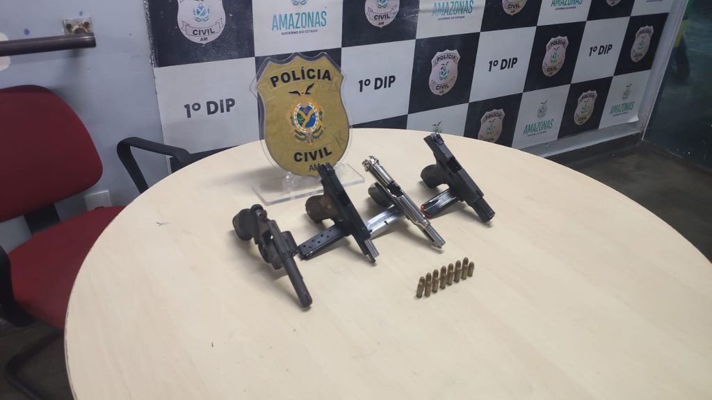 Suspeito preso em Manaus por liderar quadrilha de piratas do rio e realizar assaltos a residencias no Amazonas