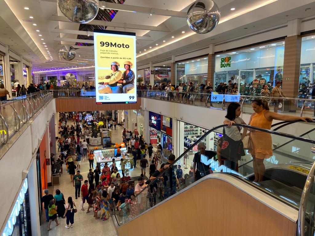 Horários especiais de funcionamento do comércio e shoppings em Manaus no Dia do Trabalhador